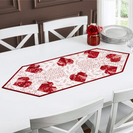 How To Make a Table Runner With The Shabby Fabrics Foundation Paper Piecing 5" Heart Block