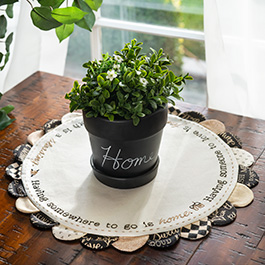 How to Make a Scalloped Table Topper 