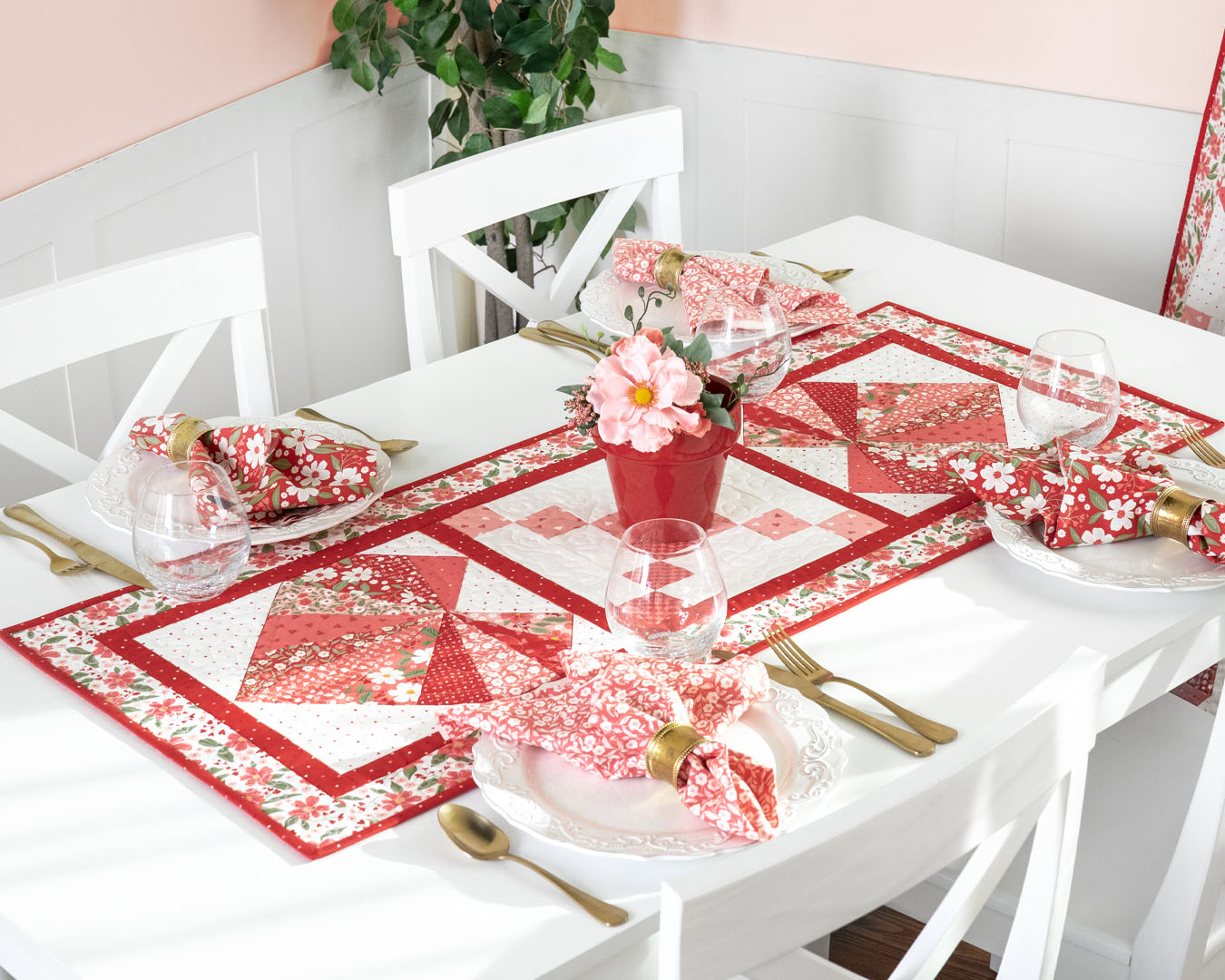 Foundation Paper Piecing Heart & Lattice Table Runner Kit